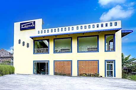Hotel O Balige City Near Tugu Juara Monang