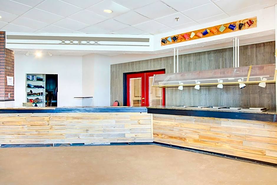 OYO Hotel Dundee By Crystal Lake