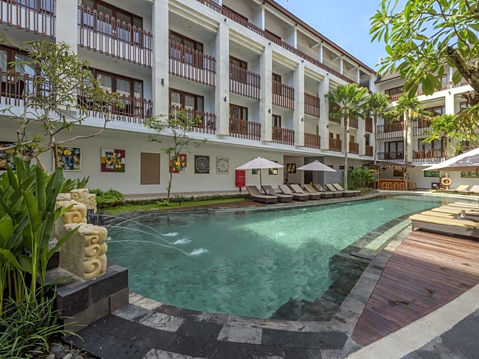 Grand La Walon Hotel