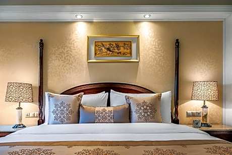 Executive King Room Lake View