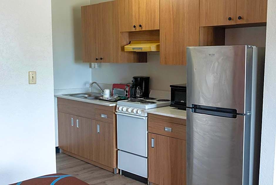 Super 8 by Wyndham Newcastle