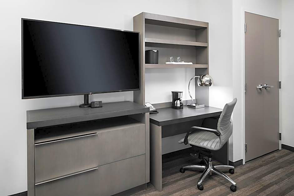 Hyatt House Tempe / Phoenix / University