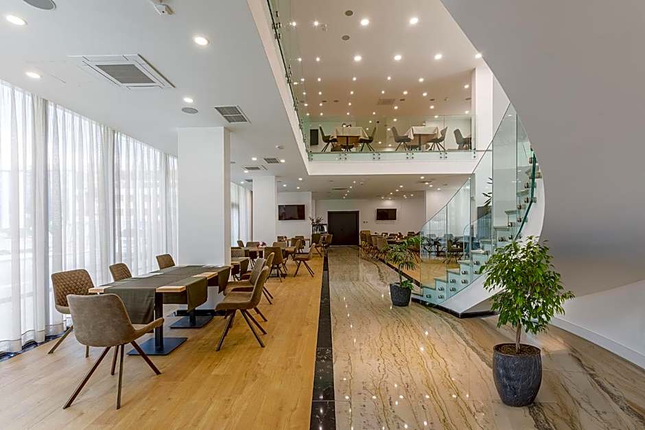 Blue Star Luxury Hotel