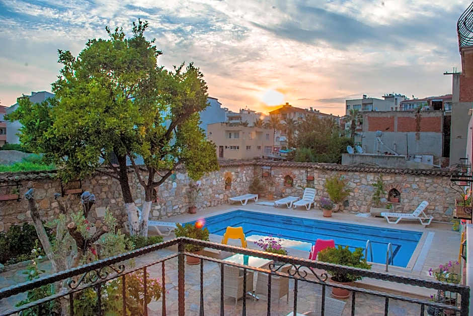 Nazar Hotel