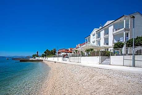 Hotel Neva