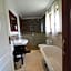 Candlewood Lodge