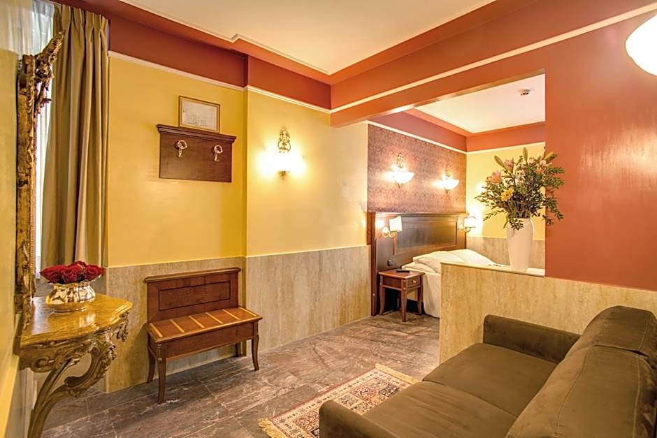 Aurelius Art Gallery Hotel