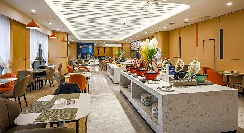 Holiday Inn Express Chongqing Guanyinqiao By IHG