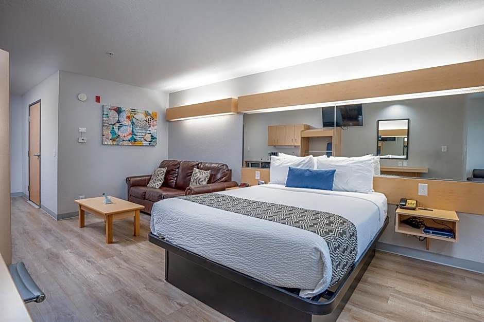 Microtel Inn & Suites By Wyndham Albertville