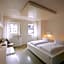 18Arts Hotel