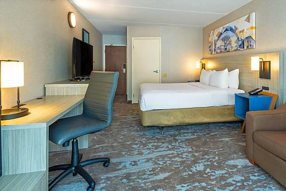 Comfort Inn Kingston - Highway 401