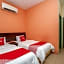 OYO 44078 The Island Hotel