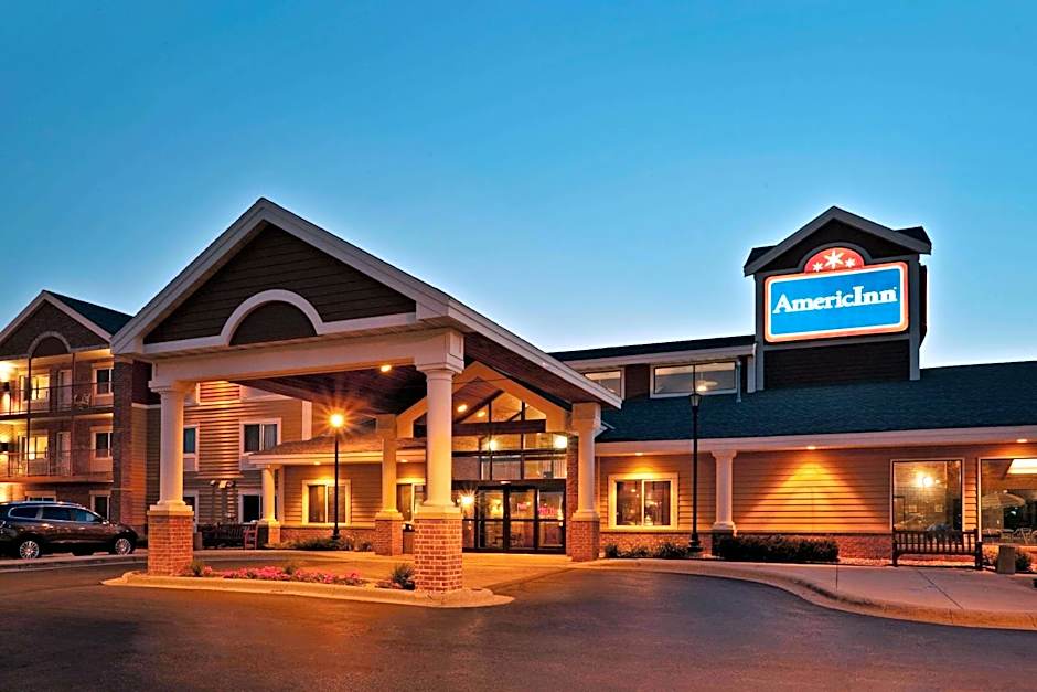 AmericInn by Wyndham Chanhassen