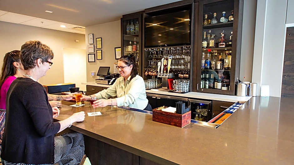 Holiday Inn Knoxville N - Merchant Drive By IHG