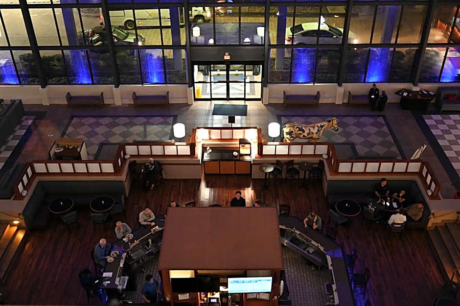 Atrium Hotel And Suites Dfw Airport