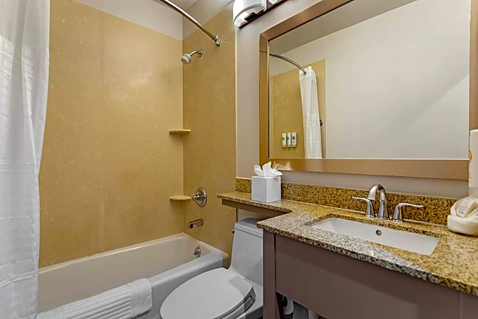 Comfort Inn Staten Island
