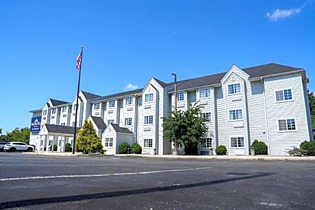 Microtel Inn & Suites by Wyndham Hagerstown by I-81
