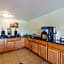 Days Inn by Wyndham Middletown/Newport Area