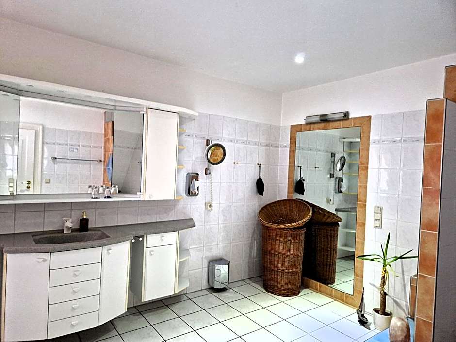 Hotel Fährhaus Niederkleveez