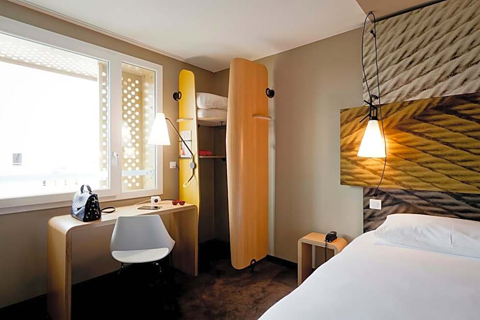 ibis Lyon Carre De Soie