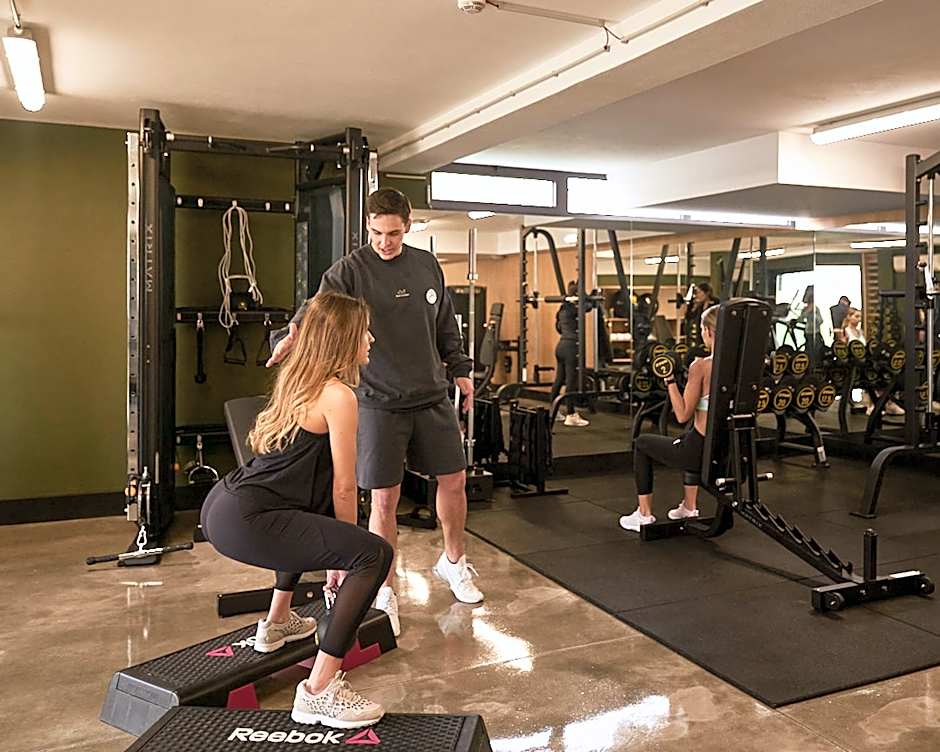 BFRESH Hotel - Padel, Pool & Fitness - Adults Only