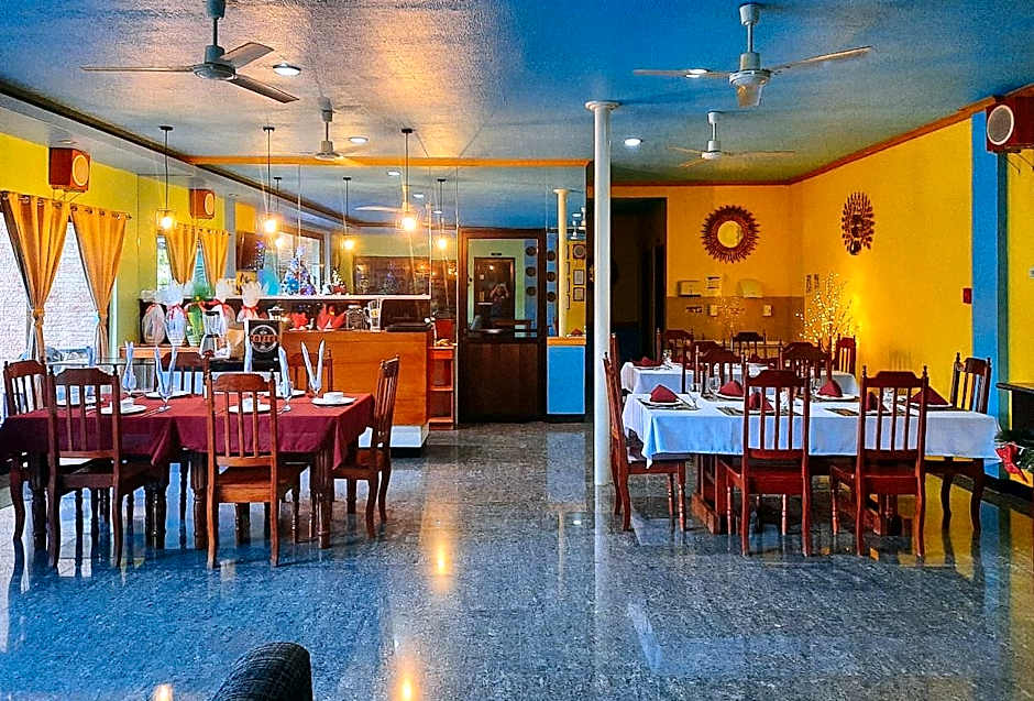 RedDoorz @ New Casamila Hotel Palawan