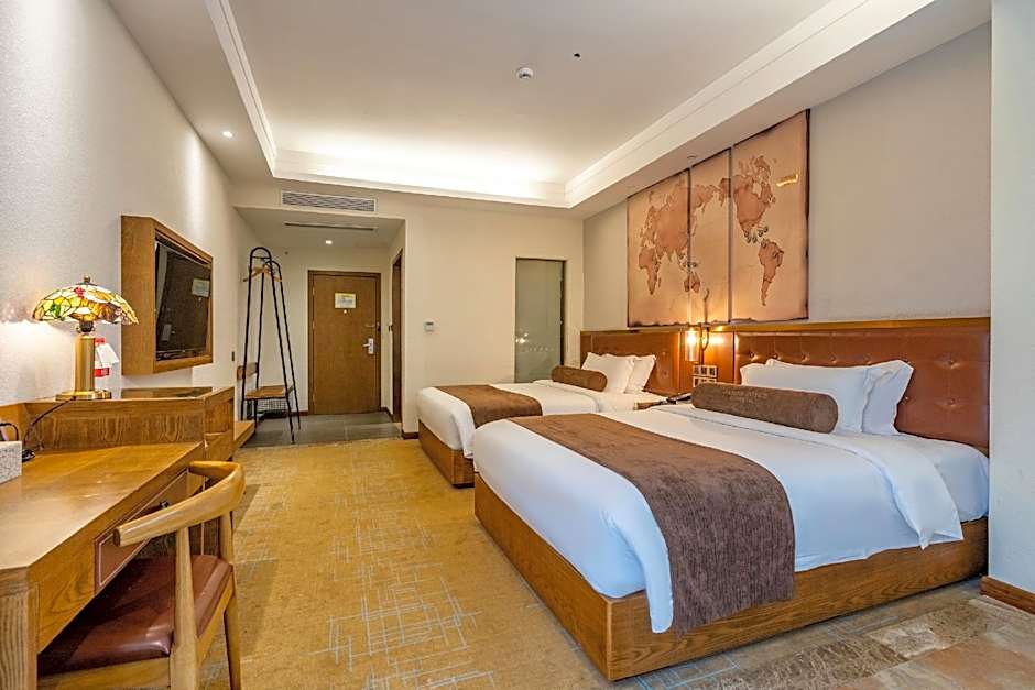 James Joyce Coffetel Chongqing Huangnibang Subway Station