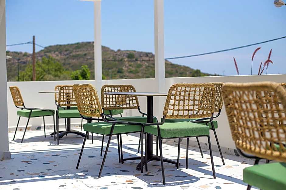 Mazoren Art Hotel