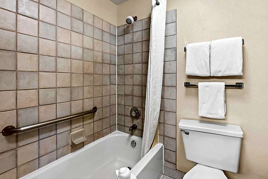 Baymont by Wyndham Yakima Riverfront