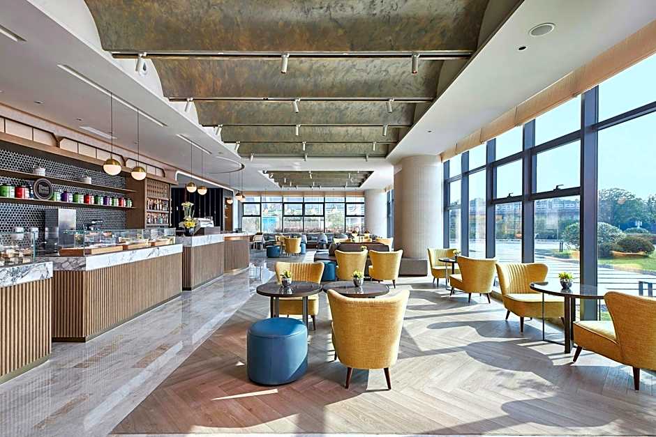 FOUR POINTS by SHERATON JIAXING