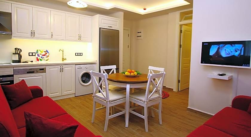 Çeşme Kale Taş Apart