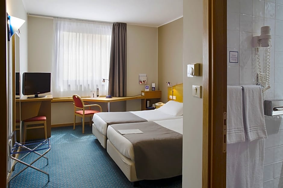 City Hotel & Suites Foligno
