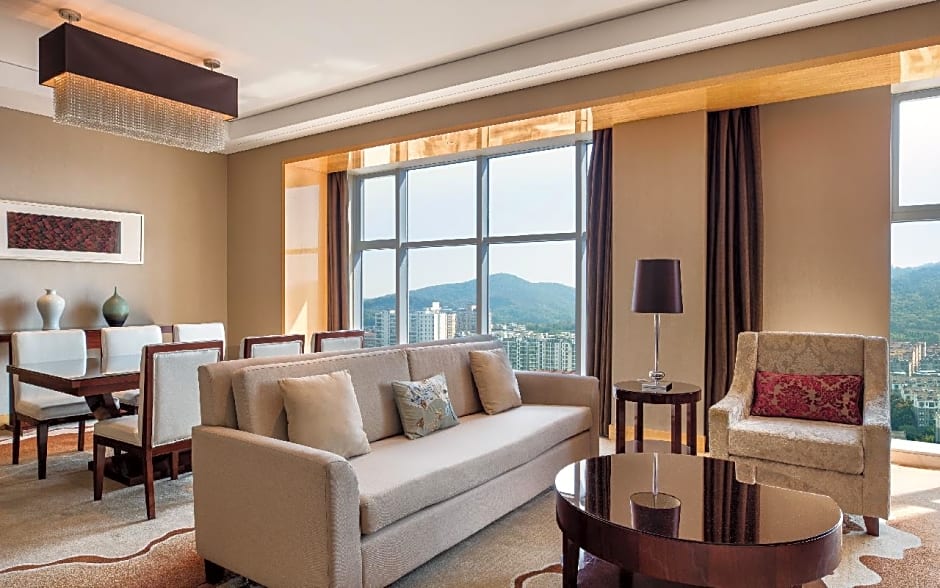 Sheraton Zhenjiang Hotel