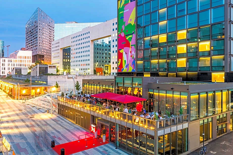 citizenM Paris La Defense