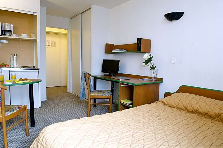 Aparthotel Adagio Access Paris Maisons-Alfort
