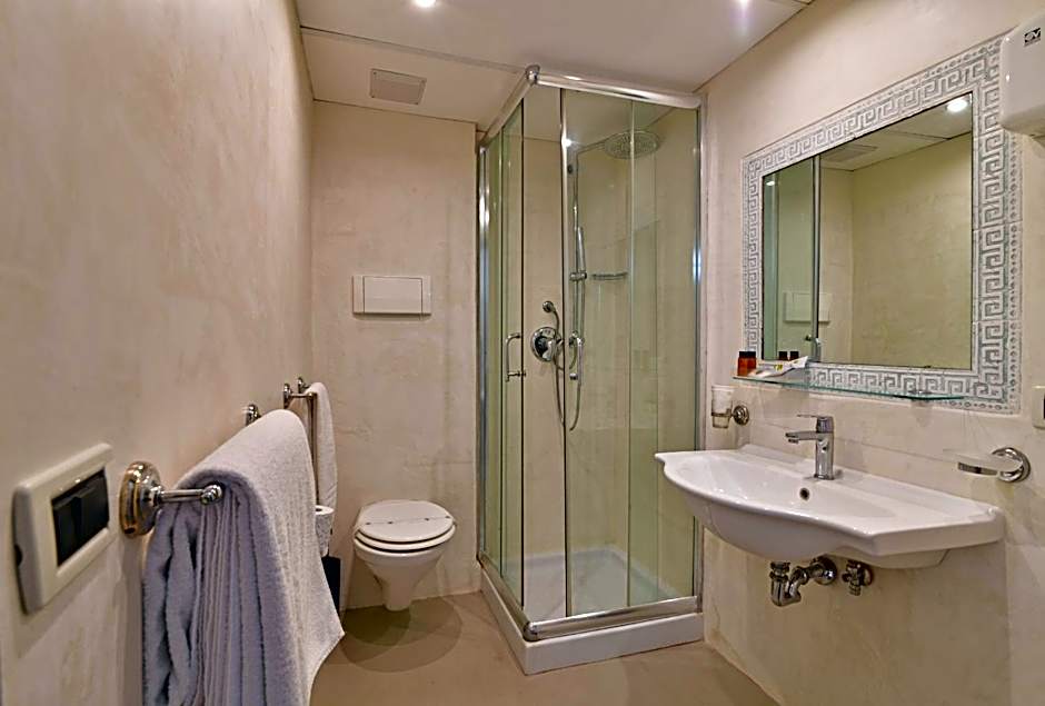 Hotel & Apartments Villa Linda