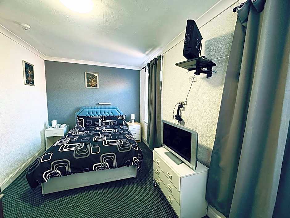 Lynalan – Blackpool