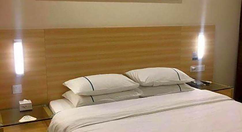 City Comfort Inn Zhongshan Dongsheng One Plus One