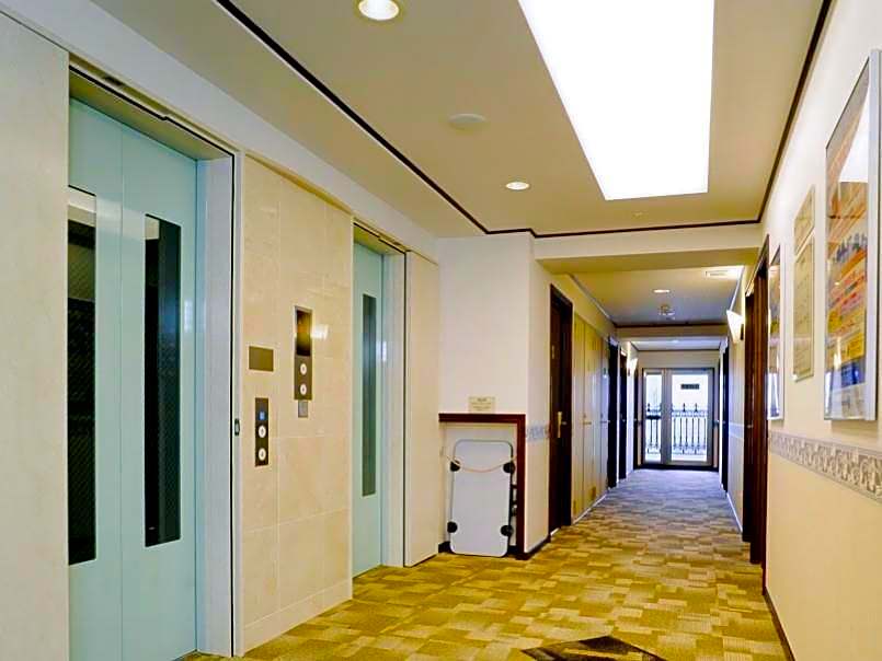 Toyoko Inn Tokuyama-Eki Shinkansen-Guchi