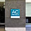 AC Hotel Santiago Cenco Costanera