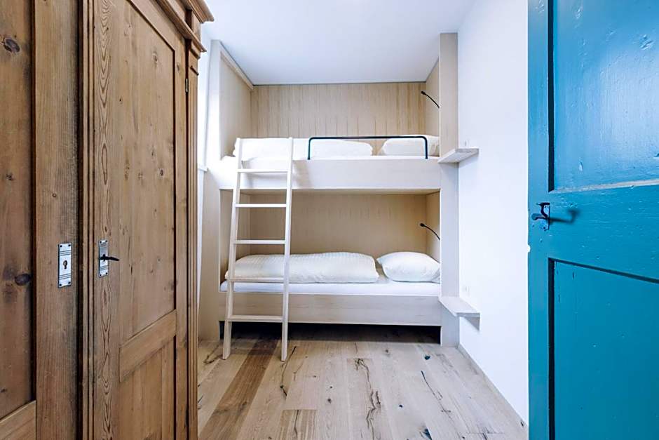 Amplatz 1523 - B&B and Suites