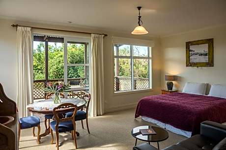 One-Bedroom Miners Cottage