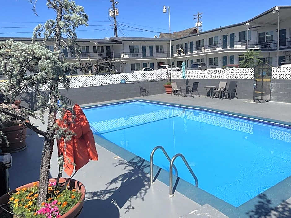 Downtown Inn