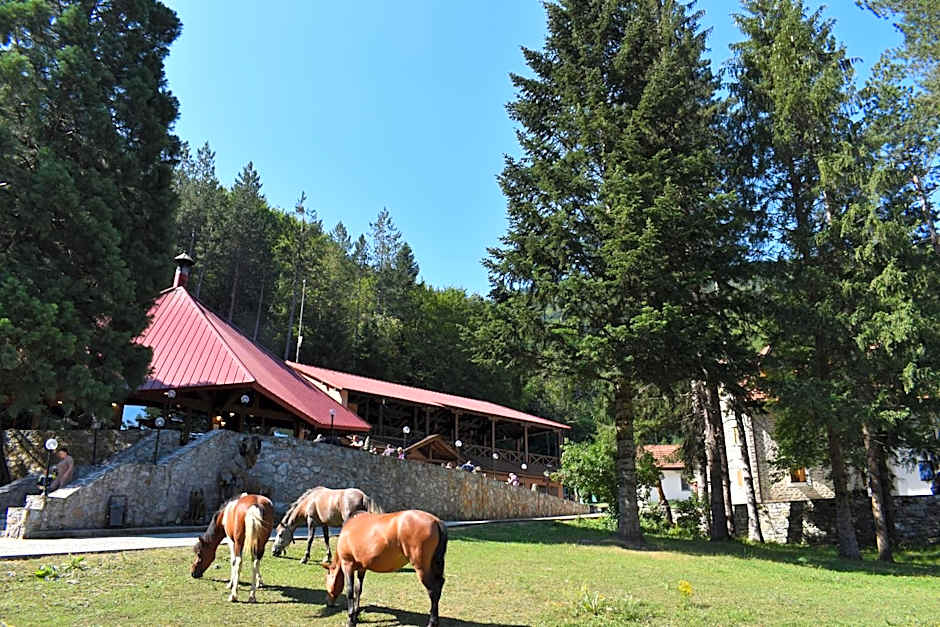 Hotel Korab Trnica