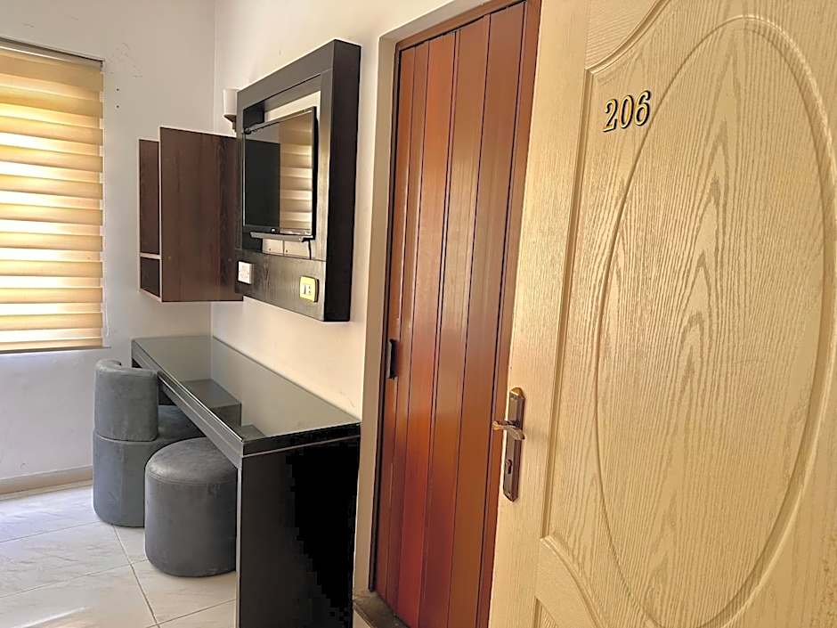 Petra Town Check-Inn