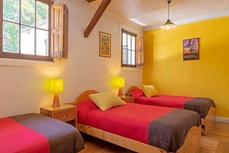 Triple Room with Private Bathroom