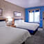 Holiday Inn Express & Suites Henderson By IHG