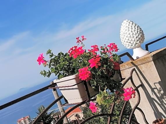 Nnakkara Guest House