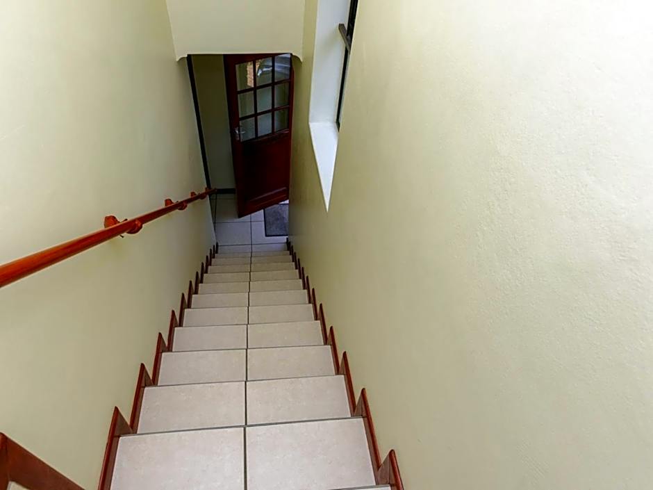 Ascot Gardens Self Catering