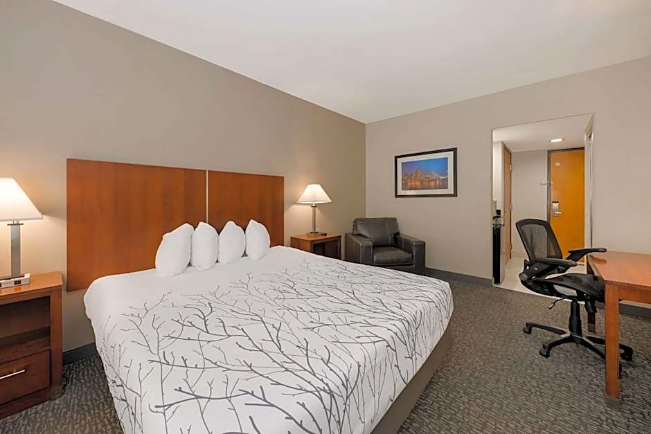 Best Western Lania Garden Inn & Suites